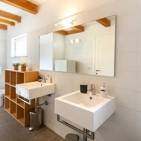 Le Rive Loft Triest